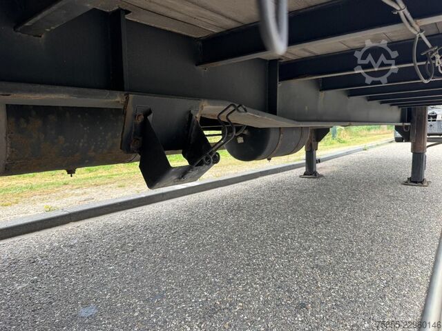 Semi-dieplader Meert Semi Curtainside / SAF / Double Tires