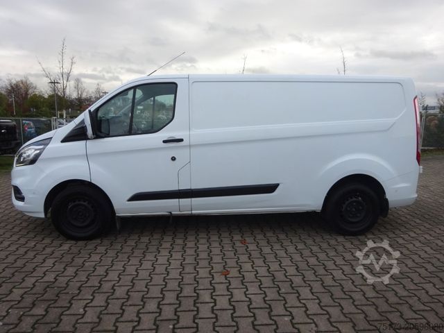 Panelová dodávka FORD Transit Custom Kasten 320 L2H1 Trend 130PS Navi