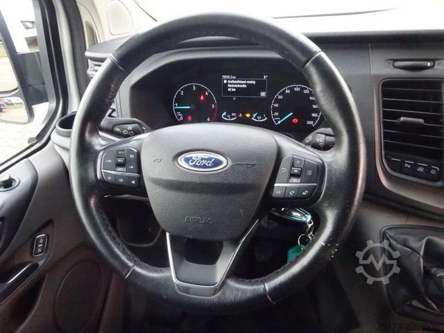 Panelová dodávka FORD Transit Custom Kasten 320 L2H1 Trend 130PS Navi