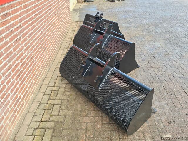 Baggerbakken grading bucket  Baggerbakken
