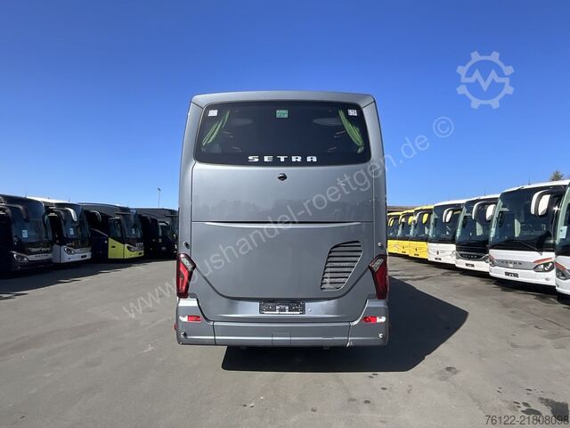 Távolsági autóbusz Setra S 517 HD