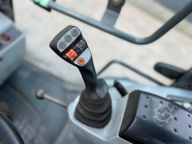 Wiellader KRAMER 680T Tele-Radlader aufel