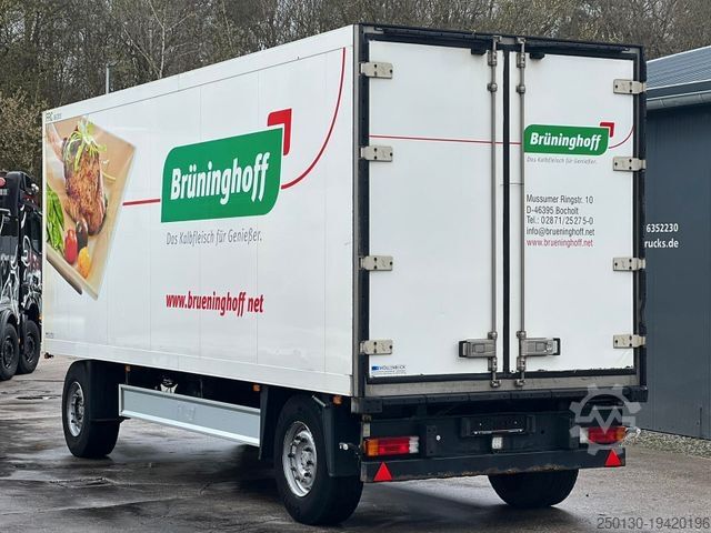 Koeltrailers SCHMITZ CARGOBULL KO 18 ThermoKing Kühler Rohrbahnen Telematik