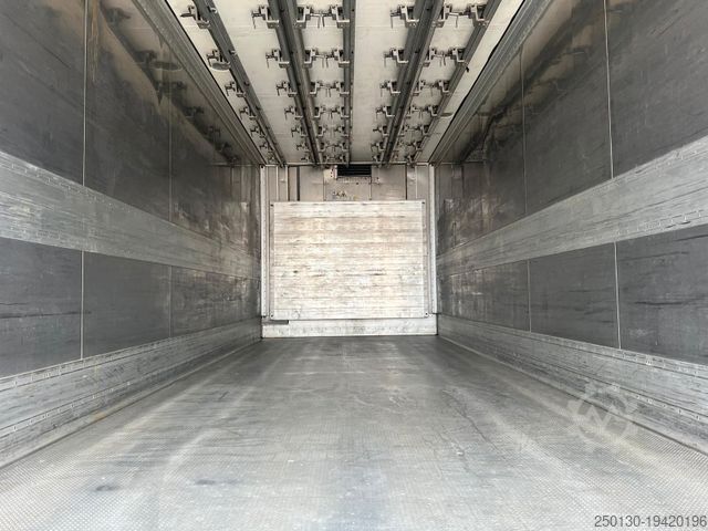 Koeltrailers SCHMITZ CARGOBULL KO 18 ThermoKing Kühler Rohrbahnen Telematik