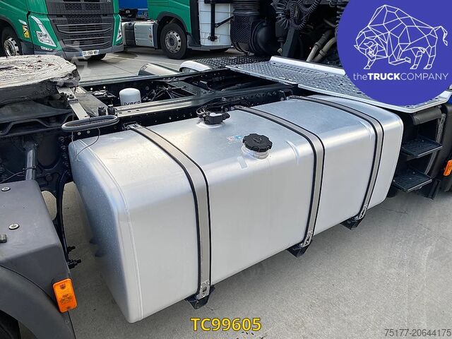 Padrão-SZM Iveco S-WAY 480