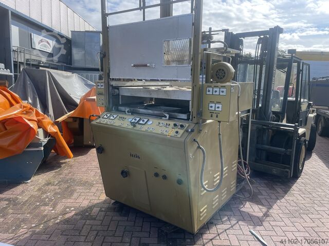 Prensa de termoformado al vacío jllig UA100EDH