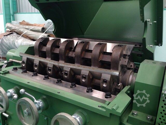 CM S 70 frees Crushmaster S 70