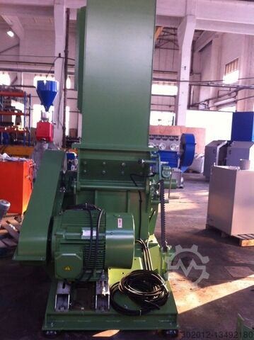 CM S 100 frees Crushmaster S 100