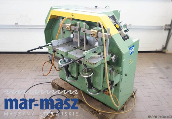 Umschlag-Zapfenschneidmaschine Balestrini Chambon 2-TAO 