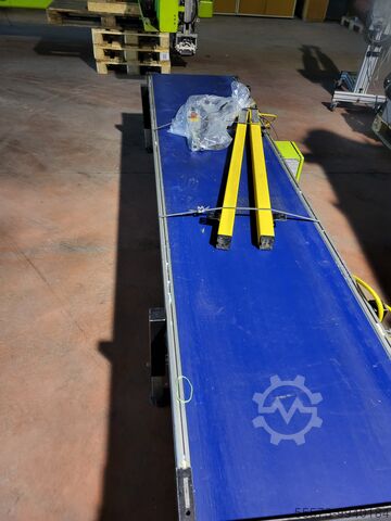Conveyor belts L .3,0m +L 1,0 Förderbänder 