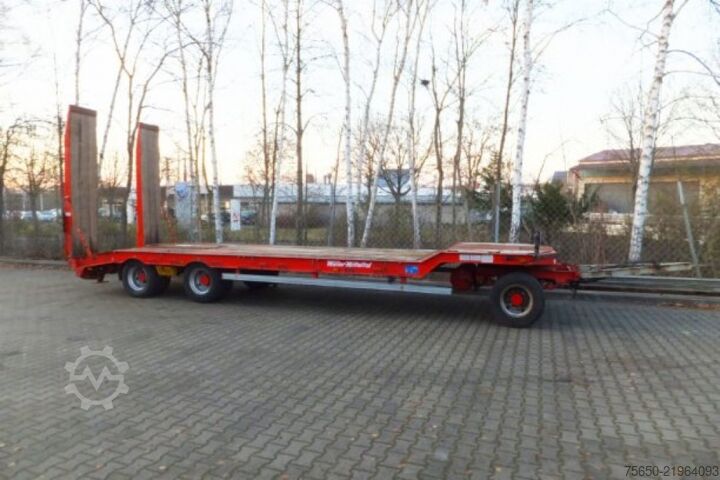 Remolque de plataforma baja Müller Mitteltal T 3  3 Achs Tieflader- Anhänger
