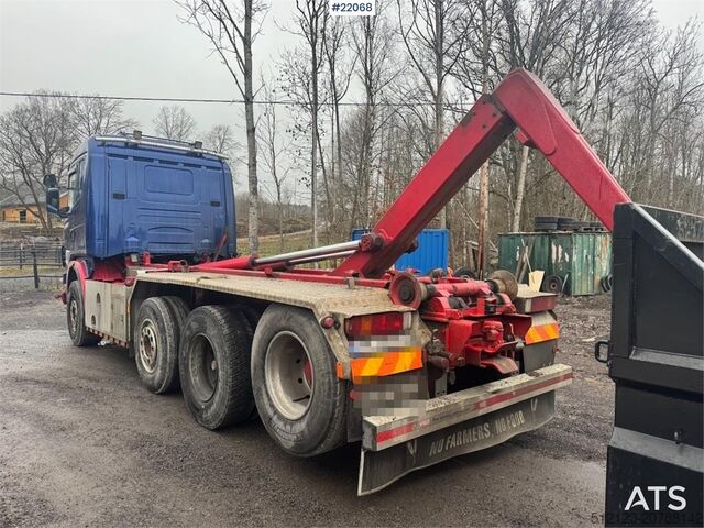 Hook arm system Scania R164 580 8x2 tridem hook truck