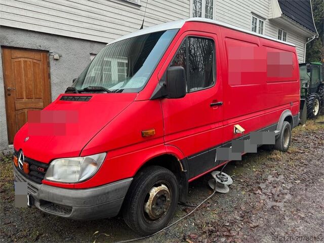 Panel van Mercedes-Benz Sprinter 416 with Leistikow flushing unit