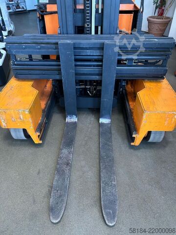 Carrello commissionatore ad alto livello Still FM-Q 25