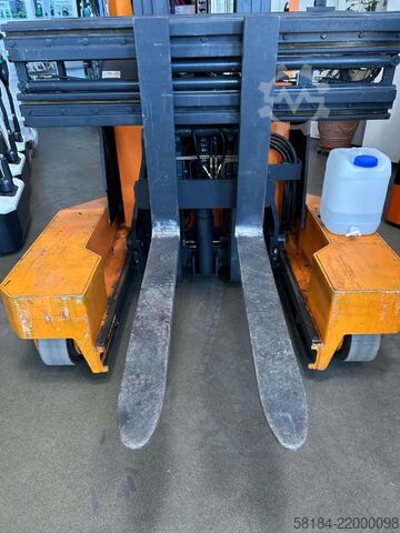 Carrello commissionatore ad alto livello Still FM-Q 25