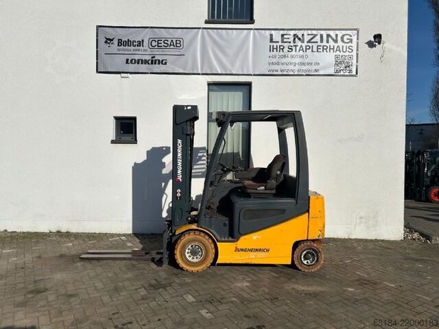 Elektro 4 Rad-Stapler Jungheinrich EFG 425k