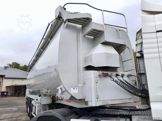 Ecovrac AUGER csigás szállítószalag + levegő, Hatz dízelmotor, 6 rekesz, 3 tengely, emelhető tengely Ecovrac AUGER VIJZEL + Air , HATZ DIESEL, 6 COMPARTMENT...