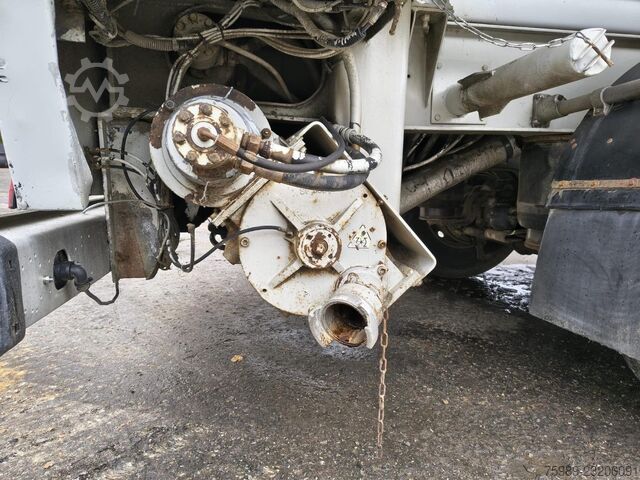 Ecovrac AUGER csigás szállítószalag + levegő, Hatz dízelmotor, 6 rekesz, 3 tengely, emelhető tengely Ecovrac AUGER VIJZEL + Air , HATZ DIESEL, 6 COMPARTMENT...