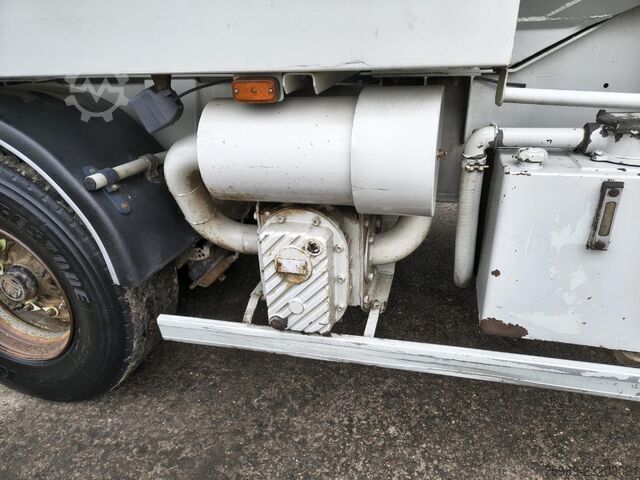 Ecovrac AUGER csigás szállítószalag + levegő, Hatz dízelmotor, 6 rekesz, 3 tengely, emelhető tengely Ecovrac AUGER VIJZEL + Air , HATZ DIESEL, 6 COMPARTMENT...
