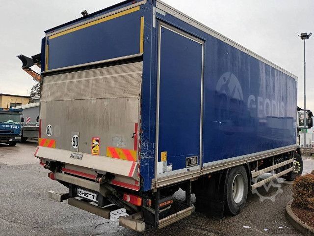 Samochód ciężarowy typu furgon IVECO ML 180E28/P