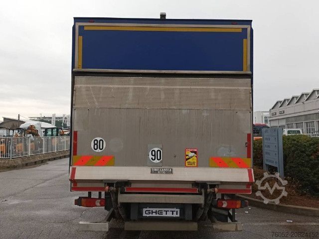 Samochód ciężarowy typu furgon IVECO ML 180E28/P