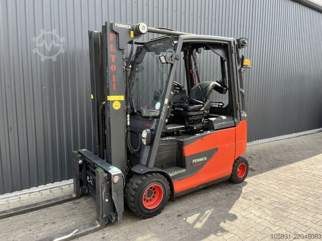 Elektrisk 4 -hjulig gaffeltruck Linde E30HL-01/600