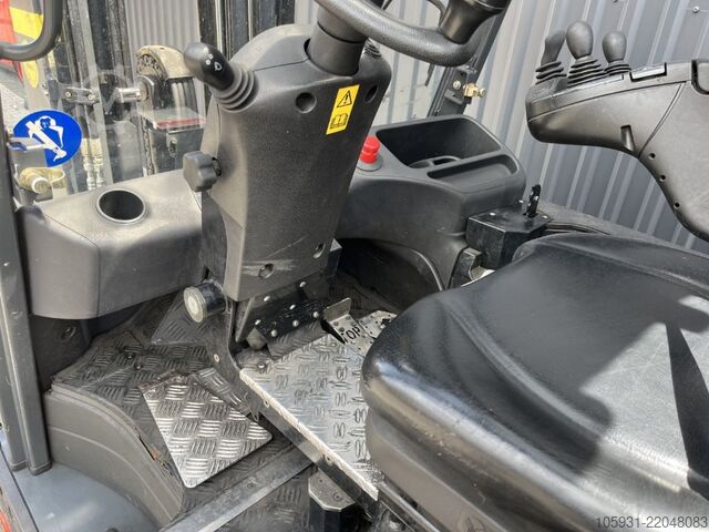 Elektrisk 4 -hjulig gaffeltruck Linde E30HL-01/600