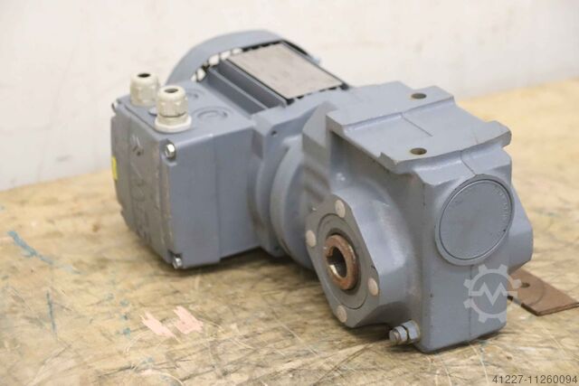 Motorreductor 0,18 kW 13 rpm SEW-Eurodrive SA37 DR63M4/TF/IS