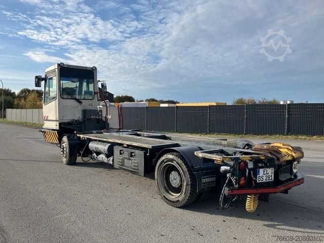 Wissellaadbak vrachtwagen BC 182