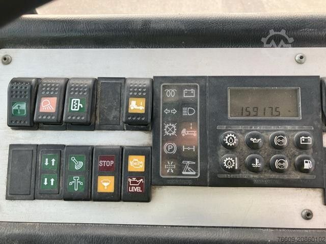 Wissellaadbak vrachtwagen BC 182