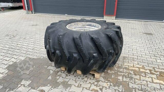 Wirtgen WR 2400 / WR 2500 / Reserveband Wirtgen WR 2400 / WR 2500 / Ersatzreifen