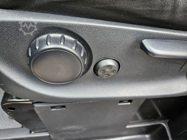 Dobozos furgon MERCEDES-BENZ Vito 116 CDI PRO LANG|4 tKM|2,5tAHK|LED|GARANTIE