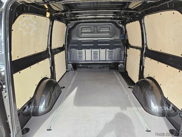 Dobozos furgon MERCEDES-BENZ Vito 116 CDI PRO LANG|4 tKM|2,5tAHK|LED|GARANTIE