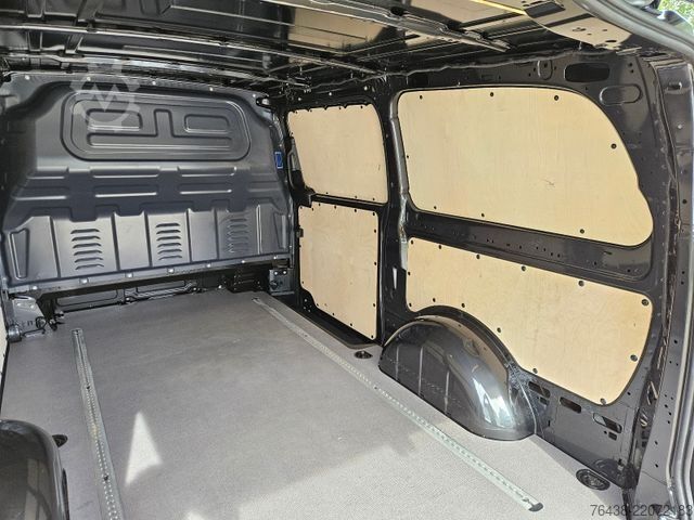 Dobozos furgon MERCEDES-BENZ Vito 116 CDI PRO LANG|4 tKM|2,5tAHK|LED|GARANTIE