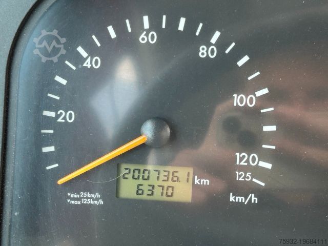 Autobus międzymiastowy MERCEDES-BENZ O550 Integro II Lift Klima WC - S415 UL