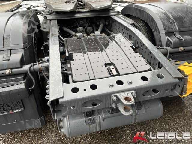 Standaard trekker MERCEDES-BENZ Actros 1851*Giga Space*VollLuft*2xTank*Side Guar