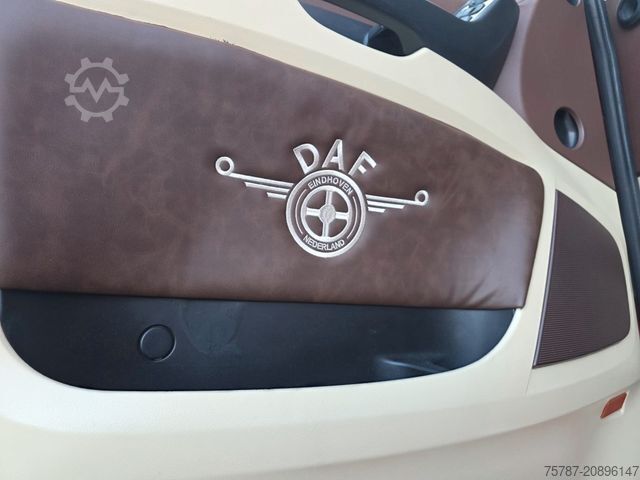 Ciągnik siodłowy typu volume DAF XF 530 SSC LL ZF Intarder, Leder, Standklima