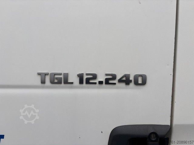LKW mit Kofferaufbau MAN 12.240L EU4 6 Zylinder