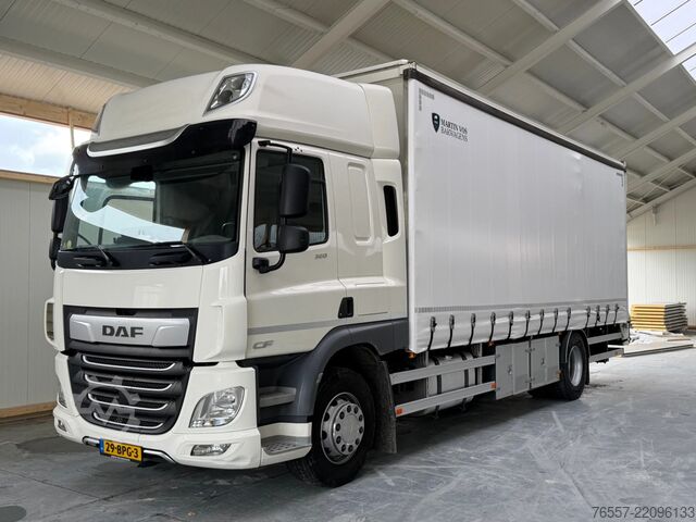 Bőrönd DAF CF 320 CF320.18