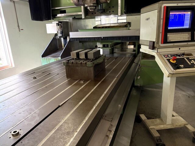 CNC portal bewerkingscentrum met verrijdbare kolom MATEC 30 P