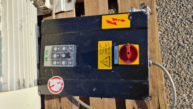 Obrotowa pompa krzywkowa UNIBLOC stal nierdzewna UNIBLOC Typ 551