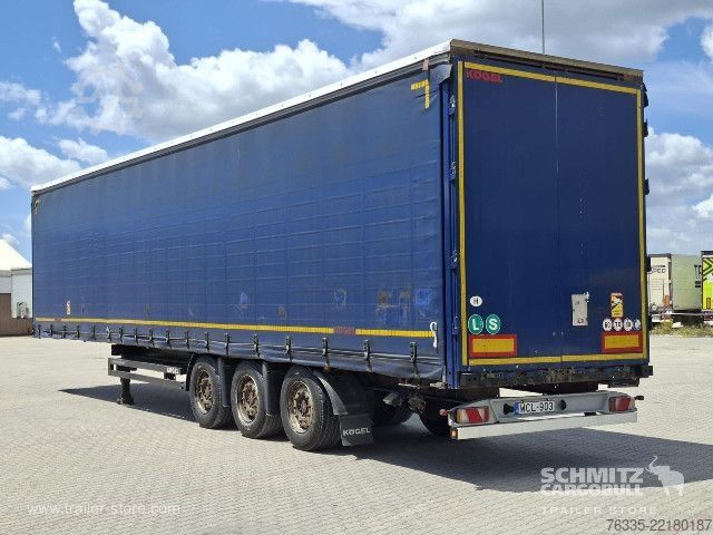 Semiremorcă deschisă cu prelată Kögel Curtainsider Mega