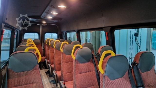 Minibuss MERCEDES-BENZ Sprinter Lord Light 22 Sitzer 5 x Lagerfahrzeug