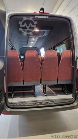 Minibuss MERCEDES-BENZ Sprinter Lord Light 22 Sitzer 5 x Lagerfahrzeug