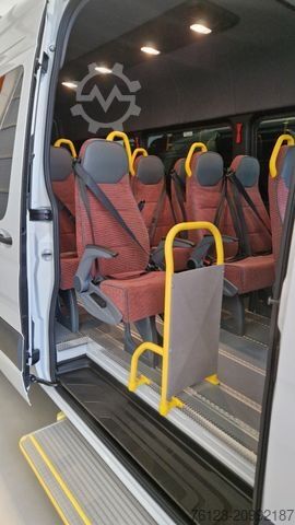 Minibuss MERCEDES-BENZ Sprinter Lord Light 22 Sitzer 5 x Lagerfahrzeug