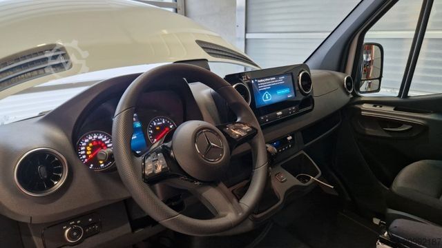 Minibuss MERCEDES-BENZ Sprinter Lord Light 22 Sitzer 5 x Lagerfahrzeug