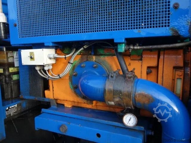 Sugande fordon MAN 18-272 MANUAL POMP 6 CIL VACUUM TOILET TRUCK