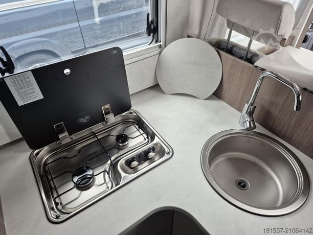 Integrerad husbil CARADO pro+ I 338 Sonderpreis / Fußbodenerwärmung