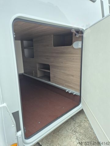 Integrerad husbil CARADO pro+ I 338 Sonderpreis / Fußbodenerwärmung