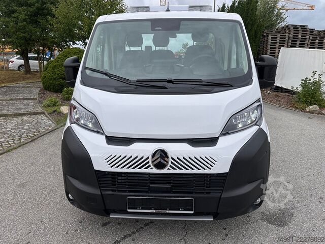Dodávka na přepravu automobilů CITROEN Jumper Autotransporter 35 Heavy L3 180Ps Aut.
